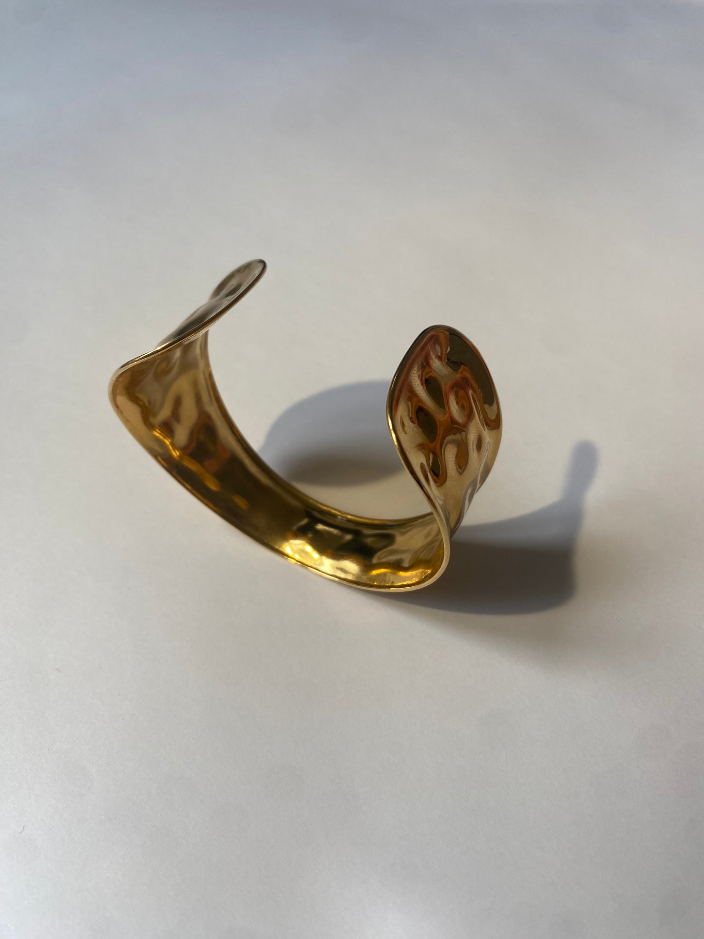 Rounded Hammered Reed